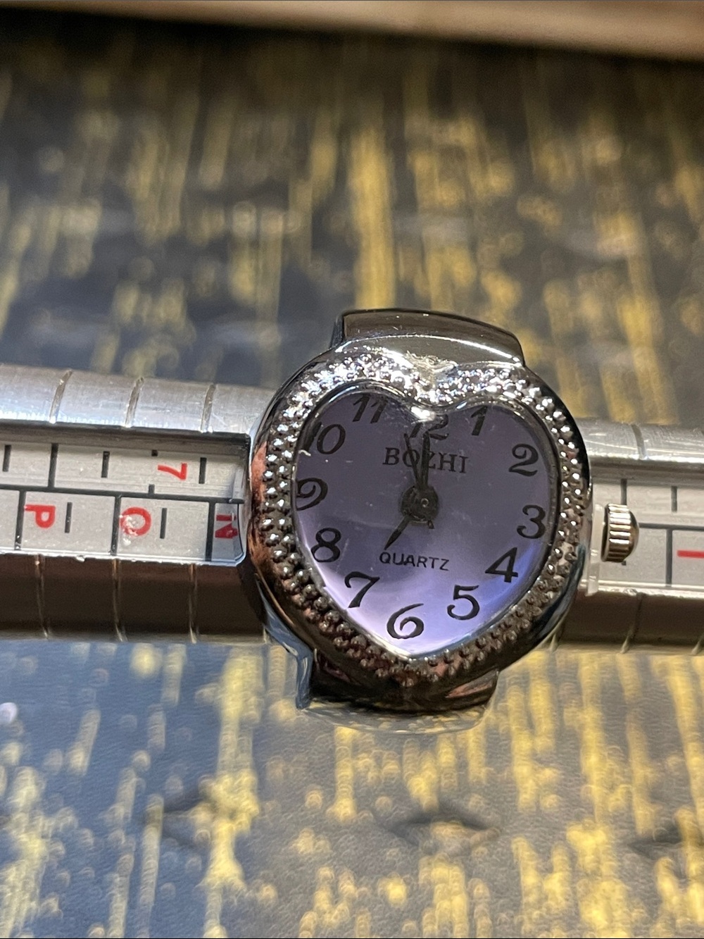Heart-Shaped BOCHI Quartz Ring Watch in Lavender Face - Picture 3 of 5